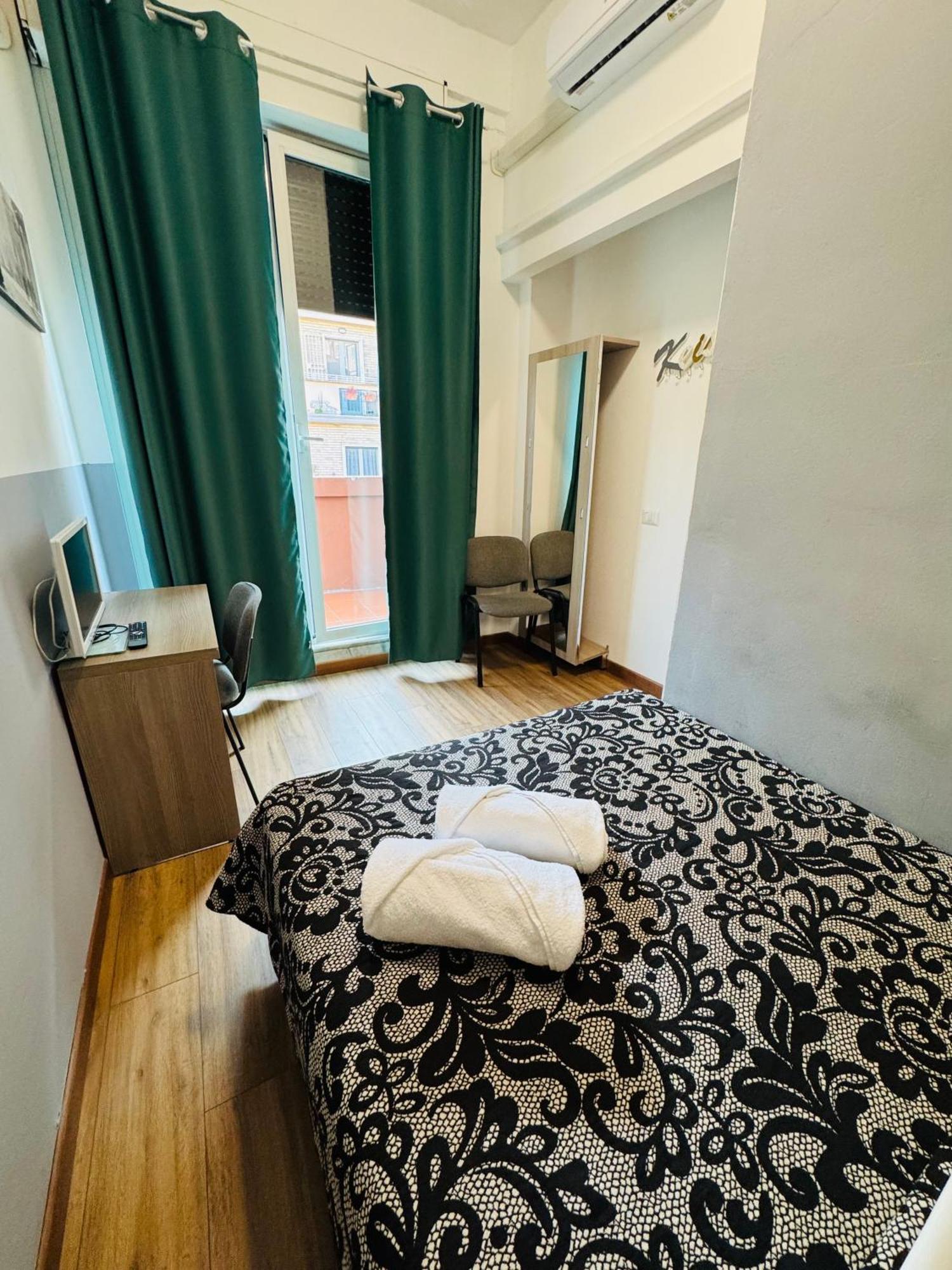 Bovisa House B&B Private Rooms Milan Bagian luar foto
