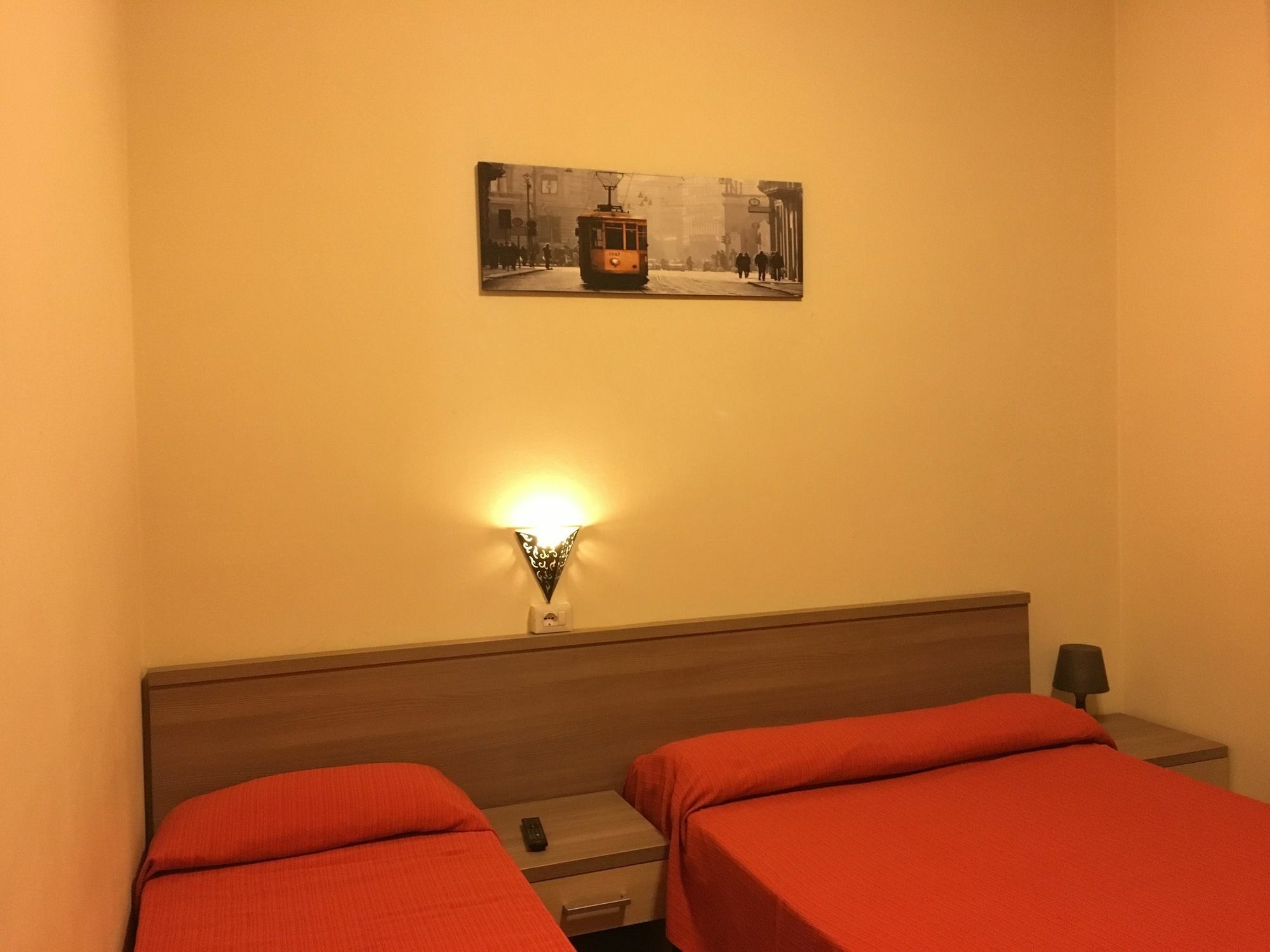 Bovisa House B&B Private Rooms Milan Bagian luar foto