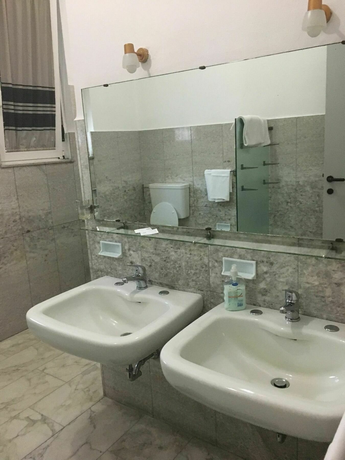 Bovisa House B&B Private Rooms Milan Bagian luar foto